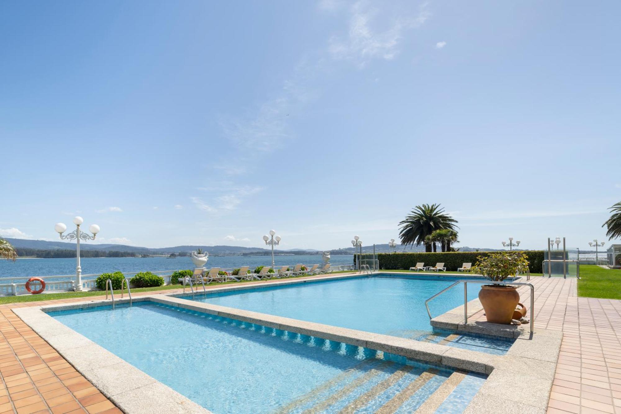 Eurostars Louxo Talaso O Grove Exterior foto